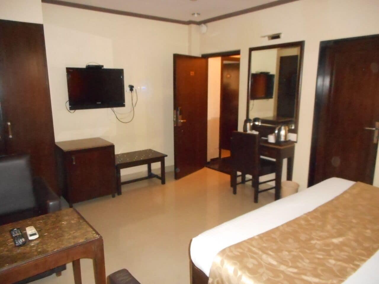 Kings International Juhu Hotel Bombay Eksteriør billede