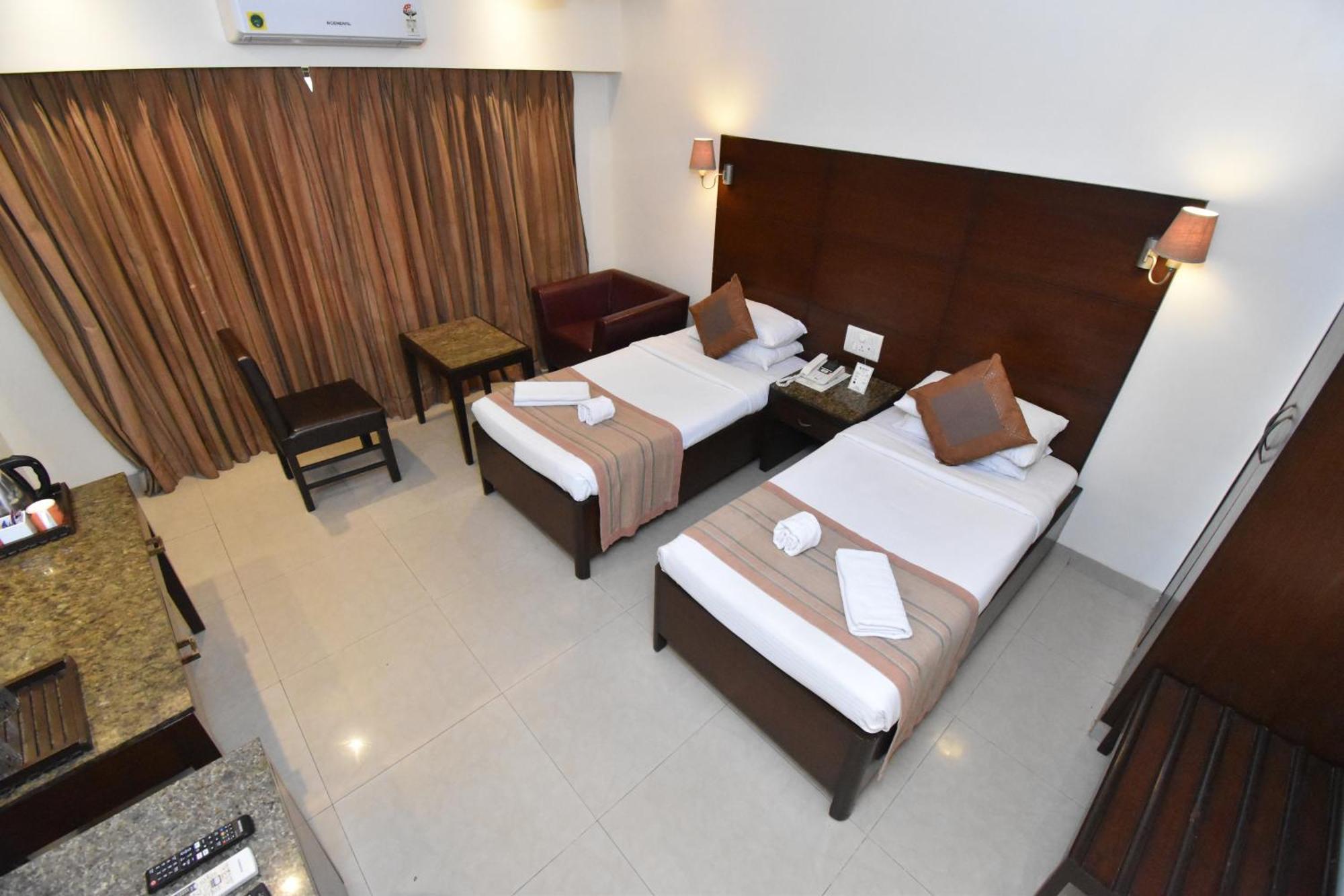 Kings International Juhu Hotel Bombay Eksteriør billede