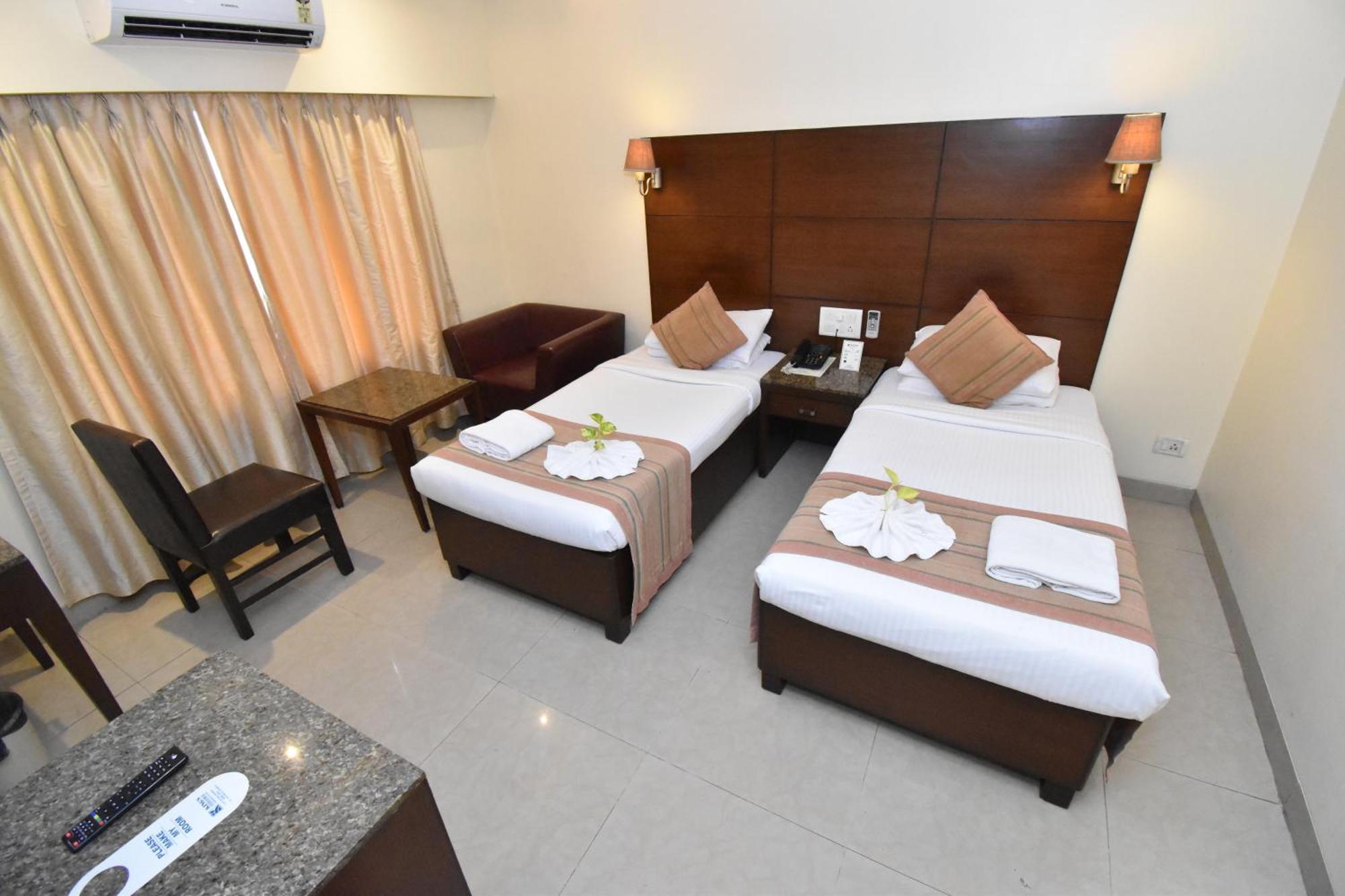 Kings International Juhu Hotel Bombay Eksteriør billede
